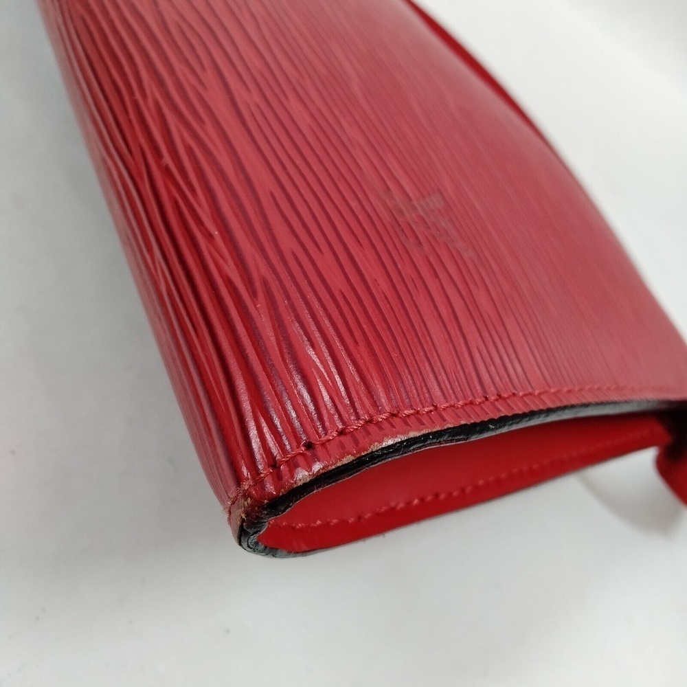 Louis Vuitton Epi  Pochette - Picture 5 of 8
